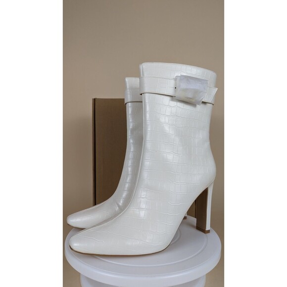 Journee Collection Elanie Heeled Boots Womens 9.5 M White Faux Croc Shoes NWB - Picture 2 of 15